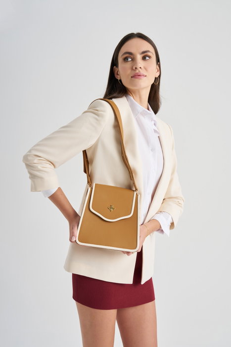 Lucky Bees Bolso Bandolera Camel y Crema Lucky Bees Bolso Bandolera Camel y Crema